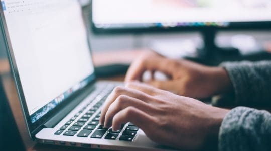 How long is a blog supposed to be?
